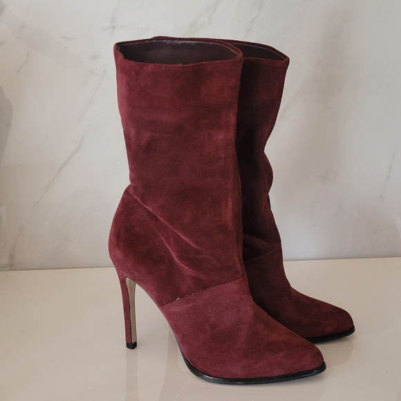 BCBGeneration Suede Stiletto heeled Burgundy booties Almond Toe Size 7 - Picture 3 of 10